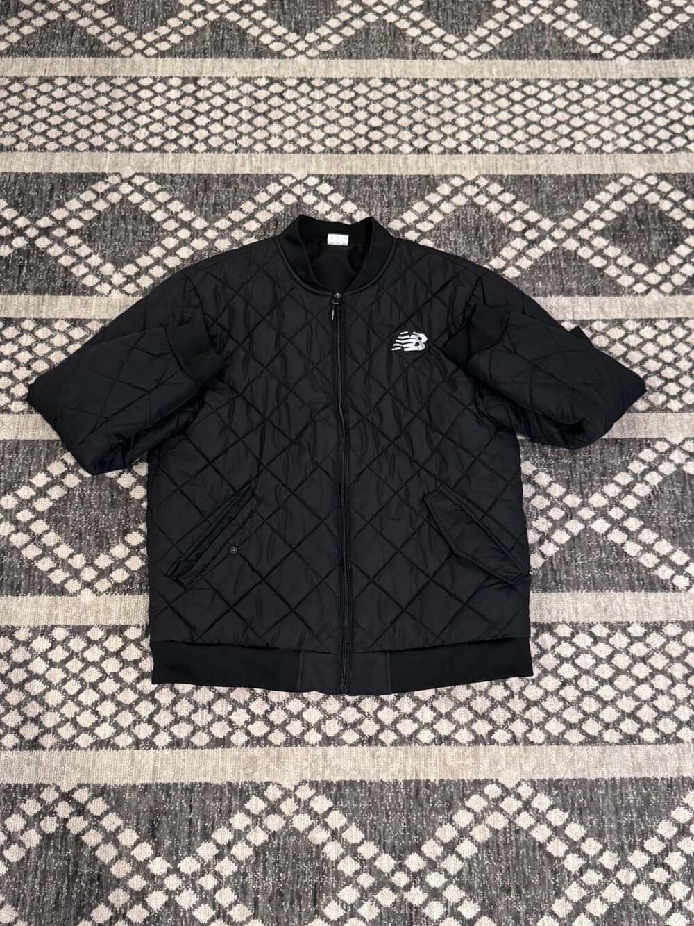 New Balance Quilted Bomber Jacket Size M Black Diamond Pattern